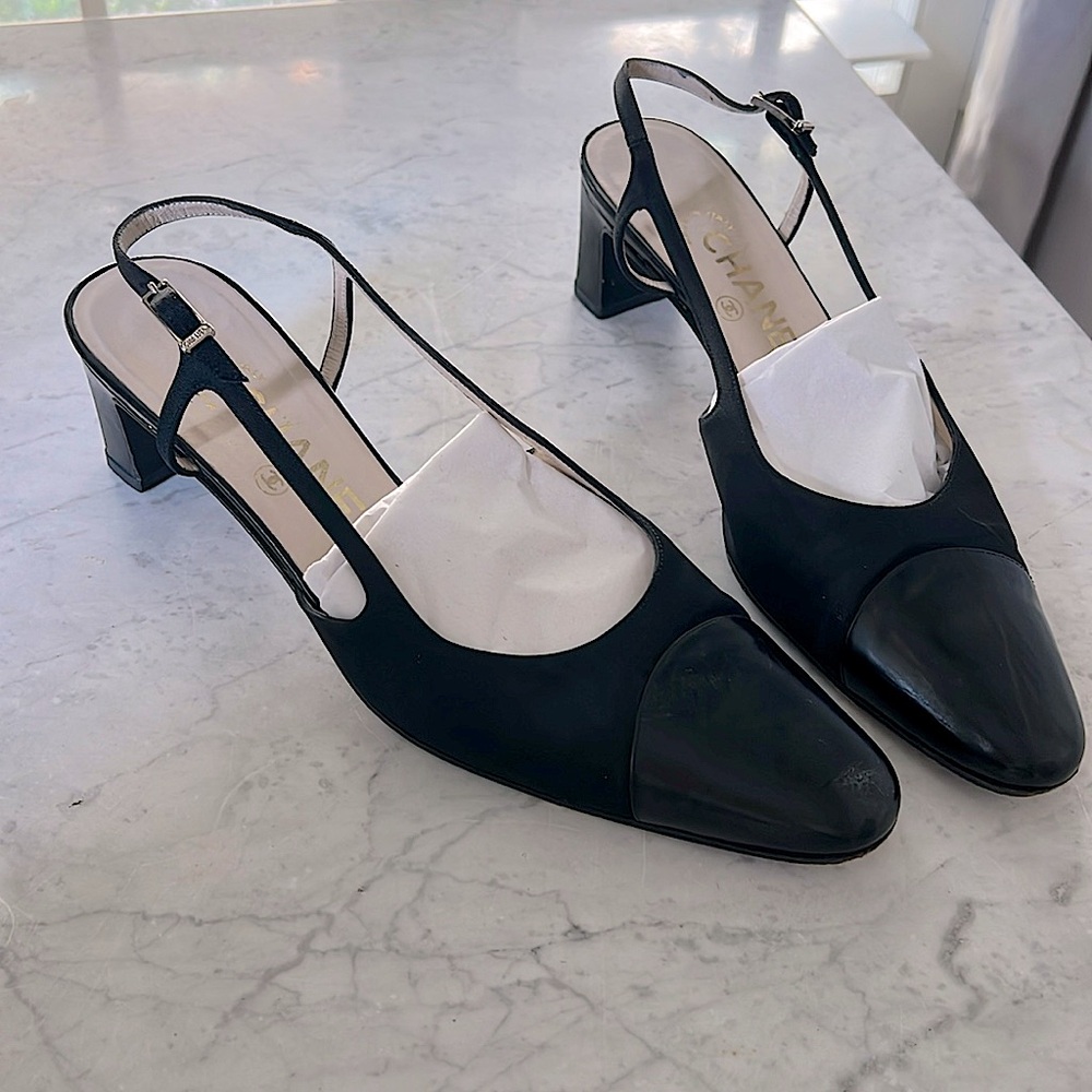 CHANEL Authentic Black Cap-Toe Slingback Heels 36.5
